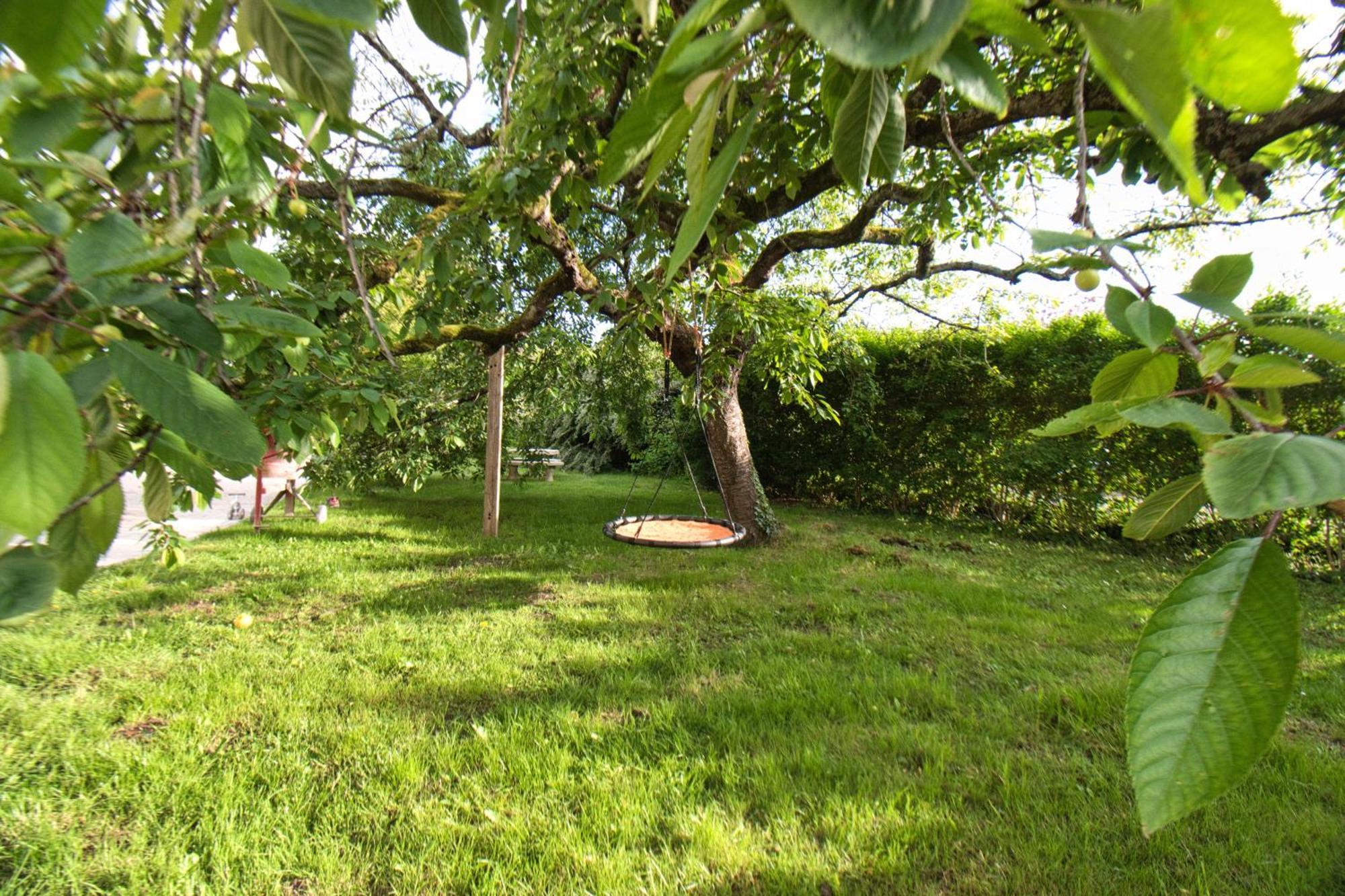 Le Relais Des Caleches - La Jungle Room Bu (Eure-et-Loir) Exterior photo